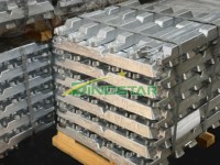 Batang logam aluminium sesuai permintaan. Ingot aluminium murah diproduksi dari aluminium daur ulang. Menerima pesanan dengan MOQ fleksibel