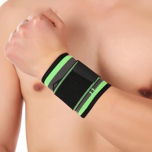 Meilleurs bandages de poignet en cachemire antidérapants avec boucles auto-agrippantes pour le fitness, la musculation, la protection professionnelle - Product Image 4