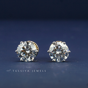 Boucles d'oreilles en or 14 carats de haute qualité avec diamants de laboratoire, design minimaliste de luxe avec pierres étincelantes, idéales pour un usage quotidien - Product Image 2