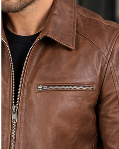 Chaqueta de Moto para Hombre, Estilo Urbano, de Cuero PU Marrón, Cuello Redondo, Cierre de Cremallera, Logotipo Frontal, Corte Regular, Estilo Otoñal - Product Image 5