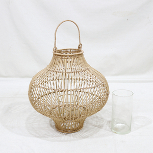 Lanterne en osier faite à la main, écologique, avec cadre en fer, forme d'ampoule unique, porte-bougie rond de Noël pour la décoration intérieure – Ventes Flash - Product Image 3