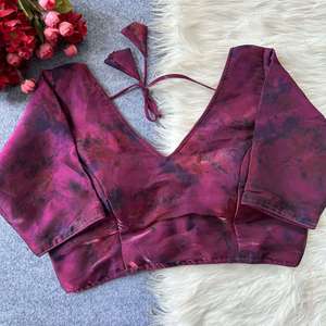 Blusa de Diseño con Estampado Multicolor en Toda la Superficie, con Botones Elegantes, Acolchada, Suave, Lista para Usar, Completamente Cosida - Product Image 5