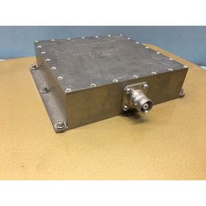 AMAT 0020-75984 Cubierta, Protector RF, Dorado, Interlock - Equipo y Piezas de Semiconductores de Confianza de Tradicción Global - Product Image 1