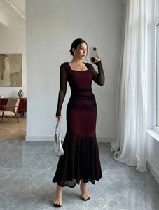 Vestido largo de poliéster con cuello halter y diseño de bloques de color, elegante y de nueva colección para mujer, estilo europeo y estadounidense, ideal para el verano. - Product Image 2