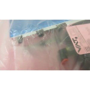 Vanne à opercule rectangulaire VAT 0212-AA24-AV01 - Équipements et pièces semi-conductrices de renommée mondiale à saisir - Product Image 5
