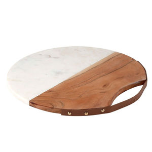 Tabla de cortar redonda de madera de acacia premium y mármol blanco, bandeja decorativa para servir en la cocina con asa de cuero, precio de oferta. - Product Image 1