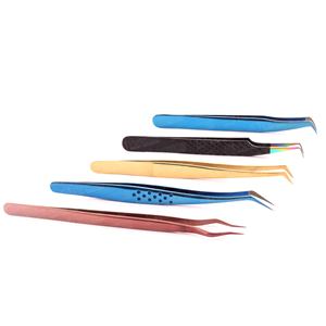 Pince à cils la plus populaire pour les équipements de beauté Poignée confortable avec pointe pointue Matériau en acier de marque privée - Product Image 3