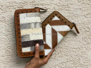 Pochette de travail en fourrure de vache avec Patch en cuir, porte-monnaie élégant pour femmes - Product Image 4