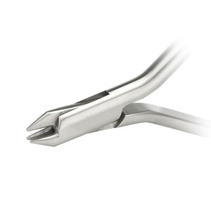 คีมดัดลวดพรีเมียม Aderer Clasp ขนาด 125 มม. สีเงิน ไม่มีเครื่องหมาย CE  เครื่องมือทันตกรรมสำหรับลวดสแตนเลส ใช้ดัดลวดจัดฟัน - Product Image 3