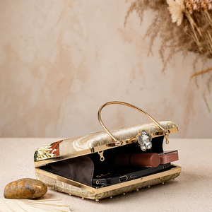 Pochette brodée beige style artistique traditionnel – Sac de soirée élégant pour femme, idéal pour les occasions festives - Product Image 5