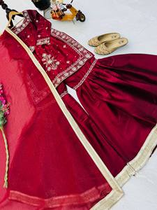 Conjunto de Palazzo y Dupatta con Bordado Floral y Lentejuelas en Color Borgoña, Traje Indio-Pakistaní para Mujer, Ideal para Graduaciones, Diwali, Bodas y Fiestas - Product Image 3