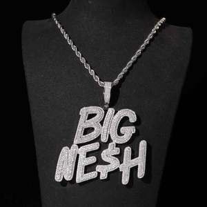Pendentif Moissanite Éclatant, Bijou Hip Hop Personnalisé, Collier avec Breloque Prénom Audacieuse, Cadeau pour Hommes et Femmes - Product Image 2