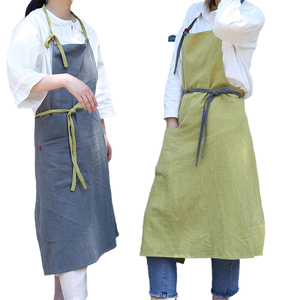 Delantal Largo y Ligero Impermeable con Diseño Plisado para Salón de Belleza, Uso en Uñas, Antiaceite, para Cocina, Anti-pelo, para Mascotas - Product Image 3