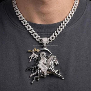 Collar Hip Hop de Plata de Ley 925 con Colgante de Guerrero Oscuro con Diseño de Guadaña y Diamantes de Moissanita - Product Image 1