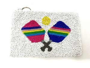 Porte-monnaie artisanal exquis orné de perles, avec des broderies détaillées et un design traditionnel élégant - Product Image 4