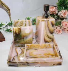 Ensemble d'accessoires de salle de bain en résine personnalisés faits à la main |   Ensemble de comptoir de salle de bain personnalisé avec porte-savon et plateau - Product Image 5