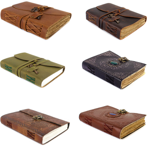 Journal artisanal en cuir marron épais avec stylo – Carnet de notes vintage avec papier à bords festonnés, idéal comme cadeau - Product Image 1