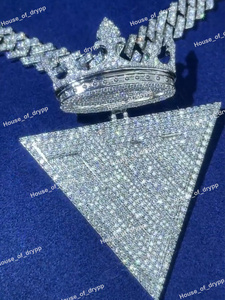 Collier pendentif de luxe en forme de couronne triangulaire sertie de diamants en moissanite, finition argentée, style hip-hop - Product Image 3