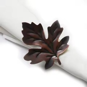 Elegante Anillo de Servilleta de Metal para Accesorios de Mesa de Comedor y Decoración de Eventos - Product Image 6