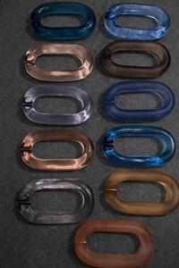 Decoración de pared con cadena de eslabones de resina ecológica personalizada, la decoración colgante de pared y habitación más adorable, con tamaño y color personalizados. - Product Image 4