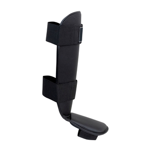 Protège-tibias légers pour adultes – Protection de base pour l'entraînement - Product Image 2