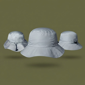 Casquette de golf respirante tropicale légère à séchage rapide, fabriquée au Vietnam, personnalisable avec broderie, faible MOQ - Product Image 1
