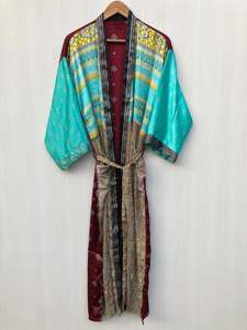 ชุดคลุมกิโมโนผ้าไหมปักลายใหม่สวยงามปี 2026 แขนยาว สไตล์โบฮีเมียน สำหรับผู้หญิง ใส่ไปเที่ยวทะเล ช่วงฤดูร้อน วันหยุดพักผ่อน ชุดคลุมเซ็กซี่สำหรับใส่ไปรีสอร์ท - Product Image 5