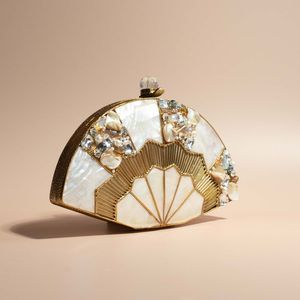 กระเป๋าคลัทช์ทองเหลืองดีไซน์ทันสมัยคุณภาพสูงสำหรับงานปาร์ตี้และงานต่างๆ ของขวัญสำหรับผู้หญิงและเด็กผู้หญิง - Product Image 1