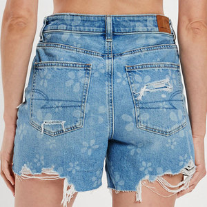 Shorts de mezclilla de cintura alta para mujer, estilo casual, con efecto desgastado, transpirables, con dobladillo rasgado y cierre de botones - Product Image 5