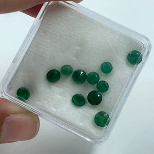 Esmeralda Zambiana Verde Natural de la Mejor Calidad, 3.22 Quilates, 44.5,4.8MM, Corte Brillante Redondo, Colgante al por Mayor - Product Image 1