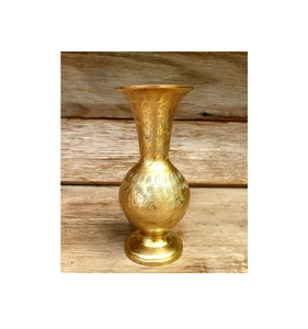 Vase en métal décoratif, accent de décoration contemporain pour la maison, porte-fleurs pour la table à manger, la chambre et le bureau - Product Image 4