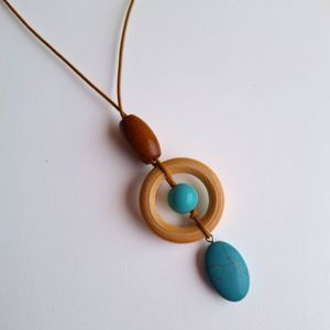 RR ENTERPRISES Collier en résine au design minimaliste élégant pour femmes, pour tenues décontractées et occasions festives - Product Image 2