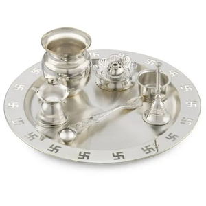 Ensemble de thali de prière vintage en laiton artisanal avec finition or et argent, plateau Aarti haut de gamme 7 pièces pour temple domestique, cadeaux de Diwali - Product Image 2