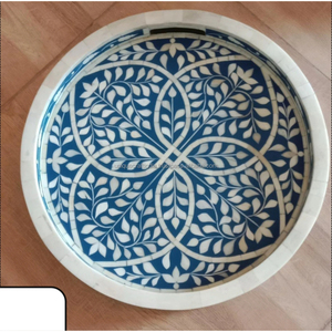 Plateau de service rond en os noir et blanc avec motif géométrique, plateau décoratif artisanal pour la décoration intérieure moderne - Product Image 2