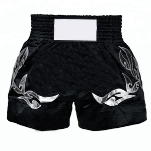 กางเกงมวยไทยมืออาชีพ ผลิตจากผ้าซาตินคุณภาพพรีเมียม น้ำหนักเบา ให้ประสิทธิภาพสูง สวมใส่สบาย เหมาะสำหรับศิลปะการต่อสู้ - Product Image 2