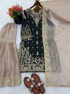 Conjunto Sharara de seda pesada bordada para mujer, con dupatta, largo hasta el suelo, estilo étnico, para bodas y fiestas, en oferta. - Product Image 5
