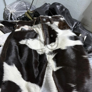 กางเกงแฟชั่นผู้ชายปี 2026 หนังแท้ สไตล์ฮิปฮอป กันลม ระบายอากาศได้ดี เป็นมิตรกับสิ่งแวดล้อม แห้งเร็ว ทรงขาบาน เอวยางยืดสูง - Product Image 4