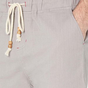 Les shorts pour hommes sont disponibles auprès d'un fournisseur en gros pour les marchés mondiaux, avec une qualité de couture latérale de qualité supérieure pour l'exportation. - Product Image 5