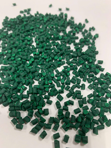 Masterbatch coloré de haute qualité pour film plastique, haute fluidité, qualité alimentaire, pour emballage par moulage par injection et soufflage, personnalisable - Product Image 2