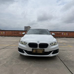 B.M.W Serie 1 Sedán 2020 Blanco 5 Plazas Faros LED Neumáticos R18 Volante a la Izquierda Gasolina - Product Image 4