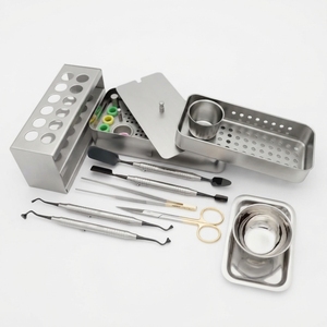 Bandeja para Instrumentos Quirúrgicos de Acero Inoxidable Optitech Healthcare YT-0754 con Base Perforada y Tapa, Certificación CE ISO13485 para Uso Quirúrgico - Product Image 4
