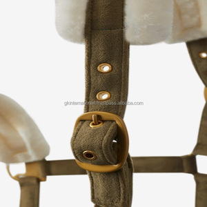 Fabriqué avec tissu velours Sued doux rembourré Nylon cheval licou confort supplémentaire luxe fait à la main léger nylon licou pour chevaux - Product Image 6