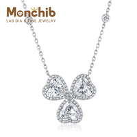 Collier en or blanc 18 carats avec trèfle à trois feuilles et halo de diamants cultivés en laboratoire