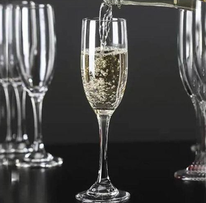 Copa de Vino Convencional de Forma Simple de Alta Calidad al por Mayor, Copa de Champán para Bodas, Copa en Stock - Product Image 1