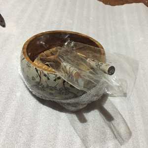 Ensemble saladier et cuillère en bois émaillé artisanal – Vaisselle de service unique faite à la main pour salades, fruits, collations - Product Image 4