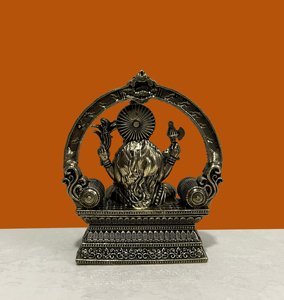 Estatua Artesanal de Latón de Raja Rajeshwari Maa para Decoración de Templos en el Hogar |   Ídolo de Diosa Hindú con Acabado Antiguo, Decoración Religiosa para Mesa de Diwali - Product Image 2