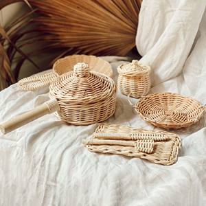 Juguetes ecológicos de alta calidad para niñas, juego de cocina de ratán, accesorios combinados, juguete de cocina tejido a mano - Product Image 1