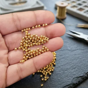 Cuentas de Latón Pulido Dorado de 5 mm, Cuentas Redondas de Latón para Hacer Joyas, Cuentas Metálicas en Tono Dorado para Venta al por Mayor - Product Image 3