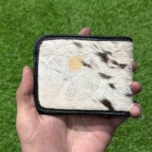 กระเป๋าสตางค์หนังวัวแท้พรีเมียมสำหรับผู้ชาย ทำด้วยมือ พร้อมช่องใส่บัตร ดีไซน์ลายขนธรรมชาติ - Product Image 2
