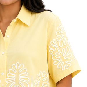 เสื้อเชิ้ตผู้หญิงสีเหลืองอ่อนปักลายดอกไม้สีขาวแขนสั้นเสื้อลำลองฤดูร้อนผ้าฝ้ายแฟชั่นดีไซเนอร์ท็อป - Product Image 4